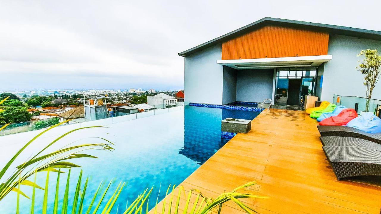 Kytos Hotel Bandung Zewnętrze zdjęcie