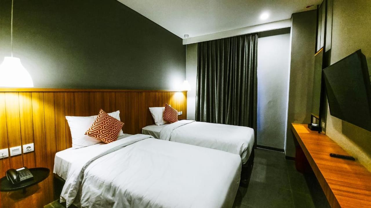 Kytos Hotel Bandung Zewnętrze zdjęcie