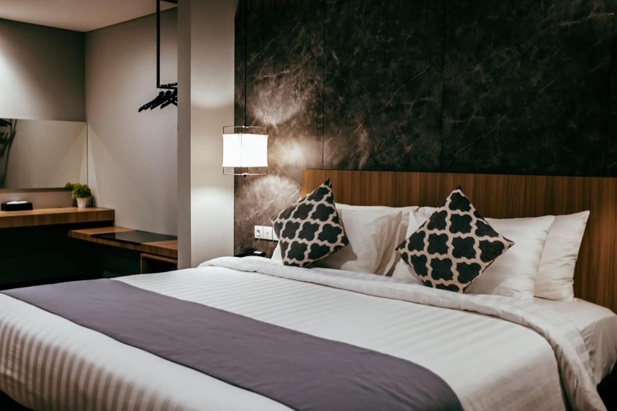 Kytos Hotel Bandung Zewnętrze zdjęcie