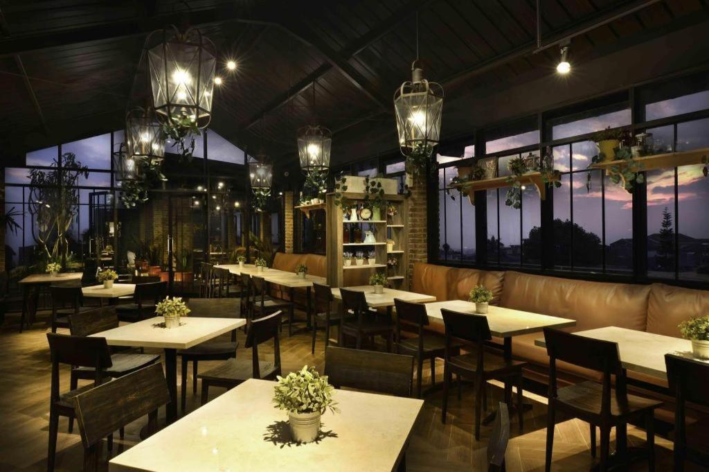Kytos Hotel Bandung Zewnętrze zdjęcie